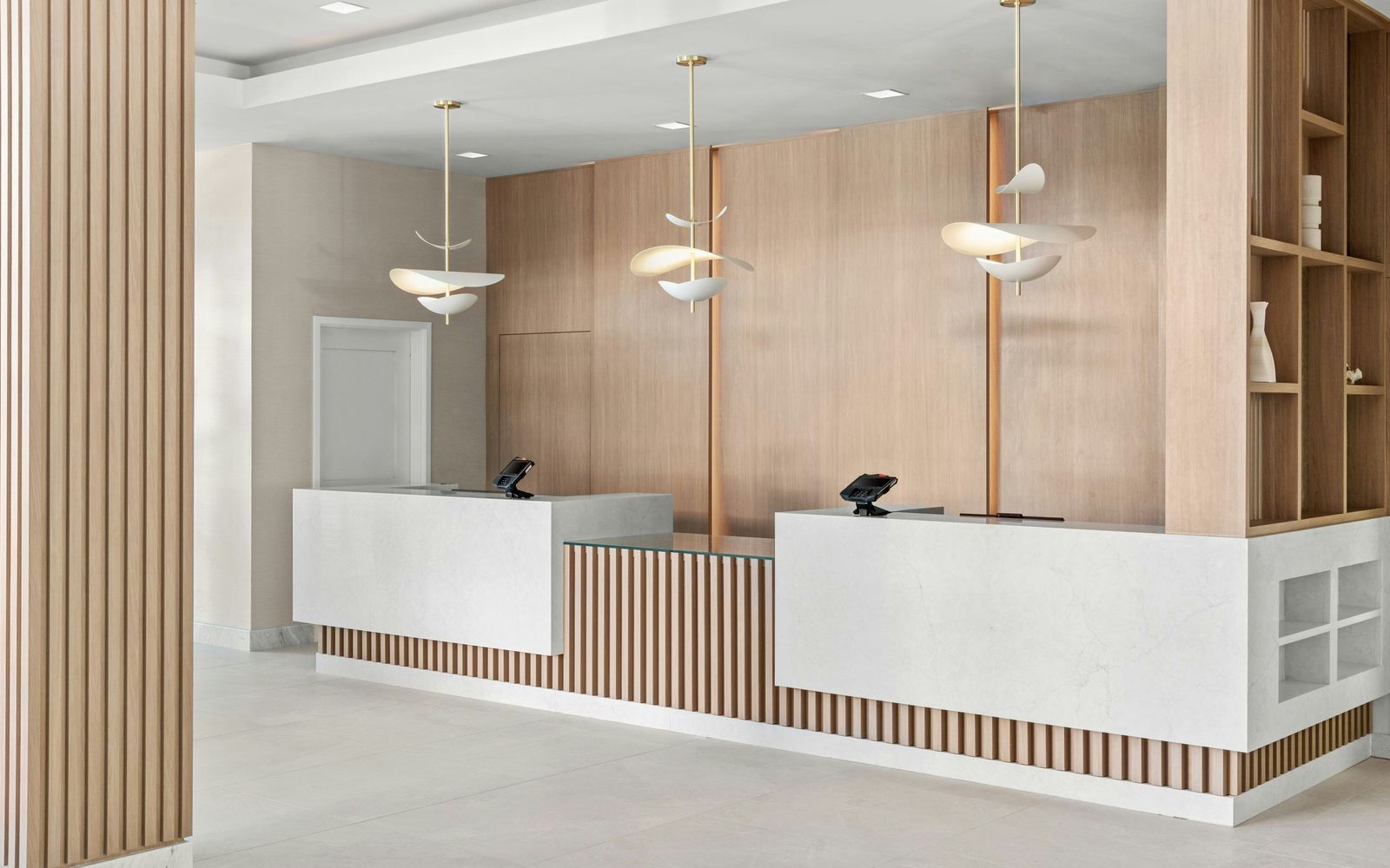 Residence Inn by Marriott Melville — Lobby & Front Desk